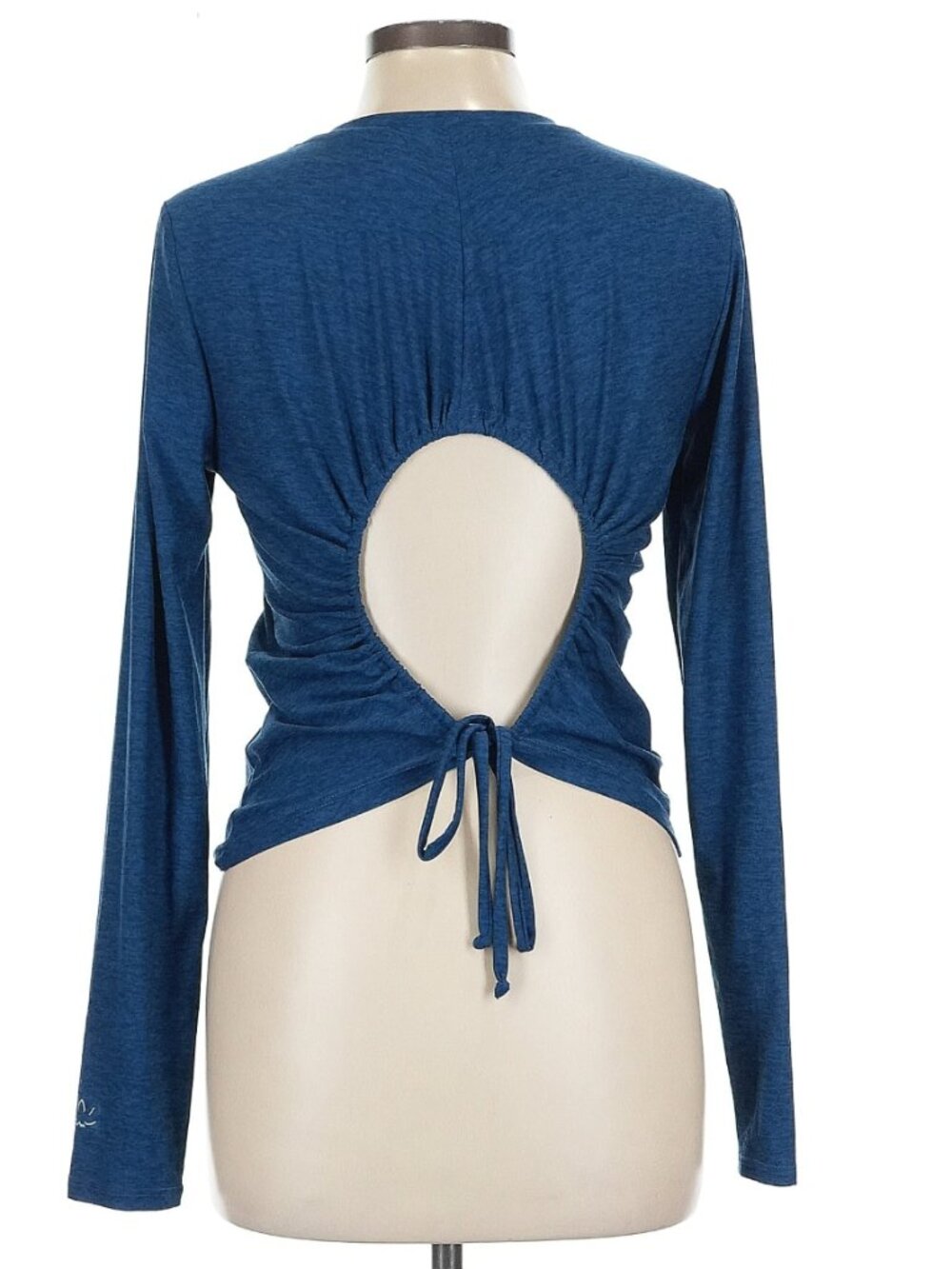 Betond Yoga Long Sleeve w/ Open Back Detail Sz: L